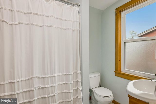414 FIRST AVE, Haddon Heights, NJ 08035