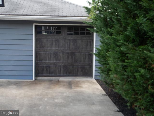 414 FIRST AVE, Haddon Heights, NJ 08035