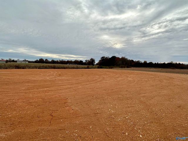 004 Highway 72, Athens, AL 35611