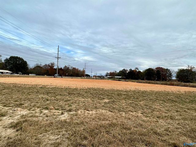 004 Highway 72, Athens, AL 35611