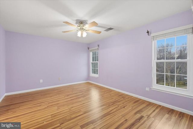 6914 S DEWEY CT, Fredericksburg, VA 22407