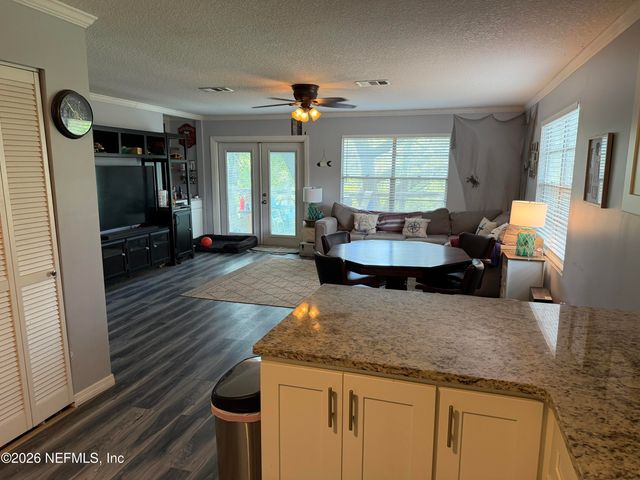 2879 CREEK Street, Middleburg, FL 32068