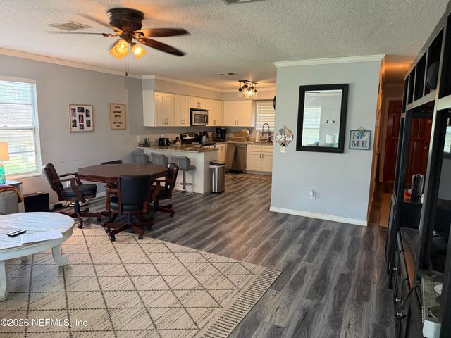 2879 CREEK Street, Middleburg, FL 32068