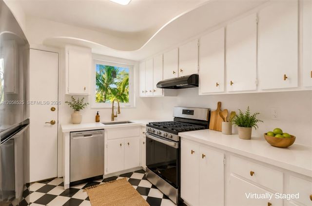 1101 98th Street 5, Bay Harbor Islands, FL 33154