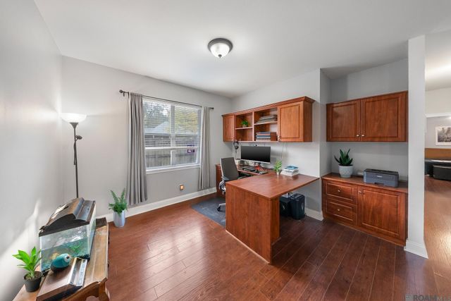 301 Mark Dr, Covington, LA 70433