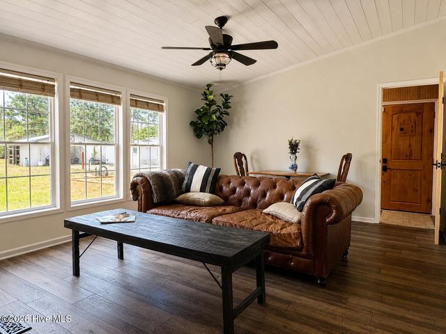 1265 Gilbert Road SE, Bolivia, NC 28422