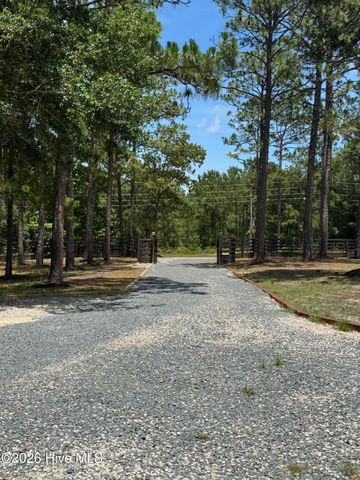 1265 Gilbert Road SE, Bolivia, NC 28422
