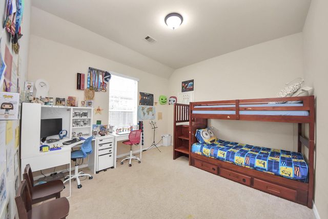 12912 Southern Manor Drive, Pearland, TX 77584