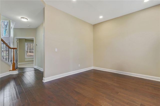 2058 Woodside Park Drive, Woodstock, GA 30188