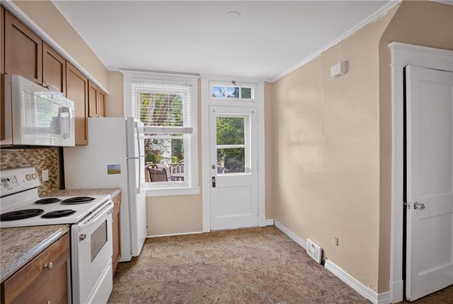 242 Breading Ave, Ben Avon, PA 15202