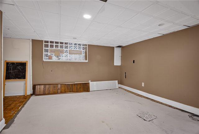 242 Breading Ave, Ben Avon, PA 15202