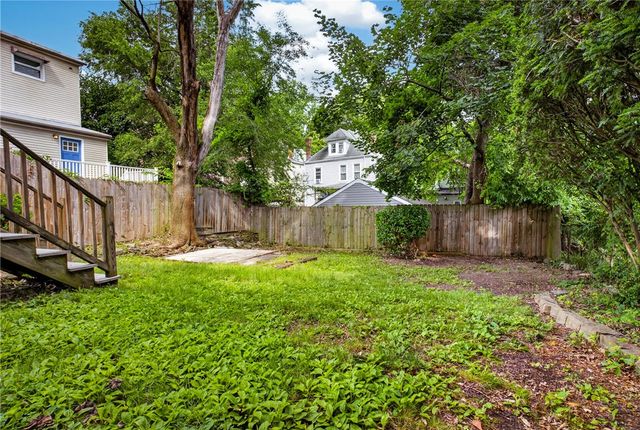 242 Breading Ave, Ben Avon, PA 15202