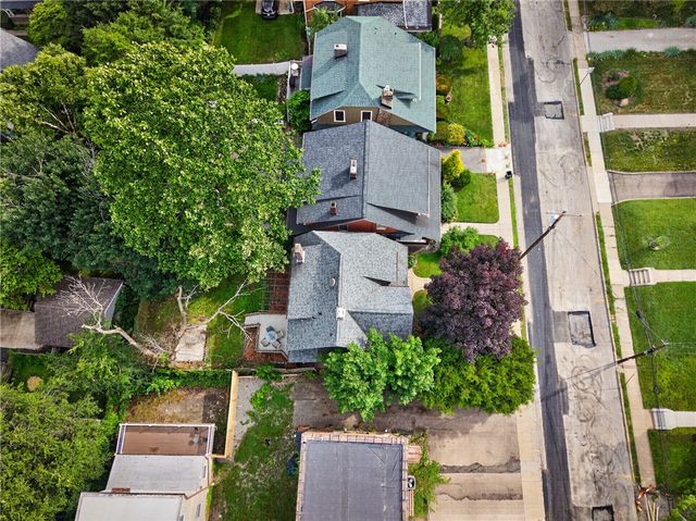 242 Breading Ave, Ben Avon, PA 15202
