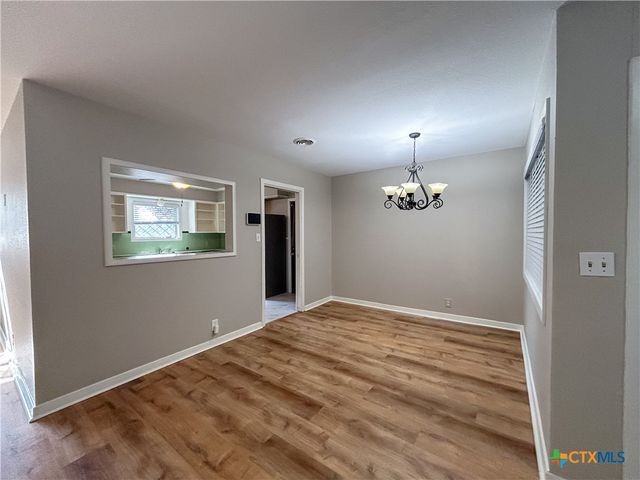 4902 Dahlia, Victoria, TX 77904