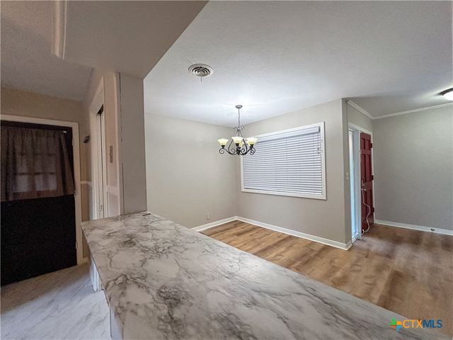 4902 Dahlia, Victoria, TX 77904