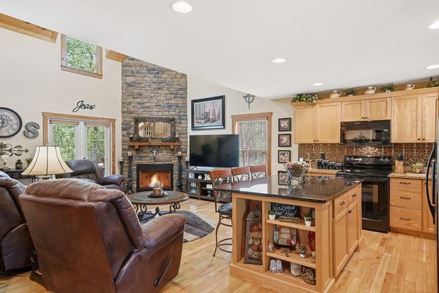 68 Noah Circle, Ellijay, GA 30540