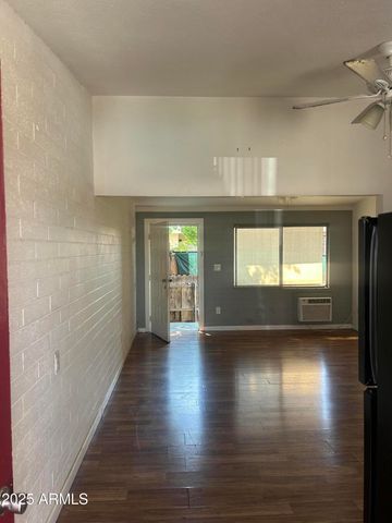 1801 W CAROL Avenue 3, Phoenix, AZ 85021