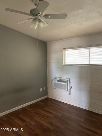 1801 W CAROL Avenue 3, Phoenix, AZ 85021