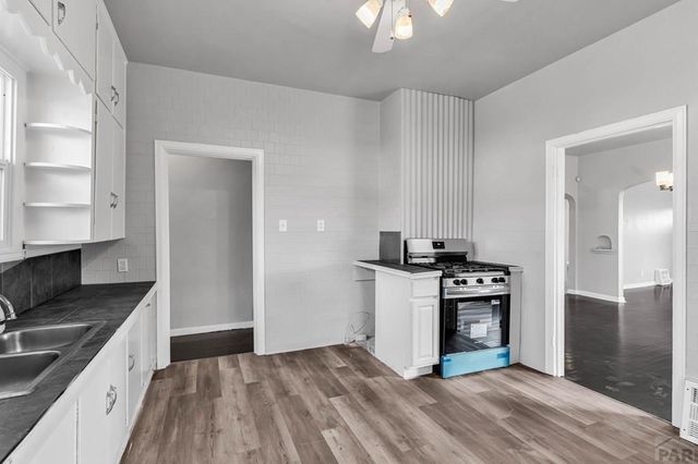 228 W 3rd St, Walsenburg, CO 81089