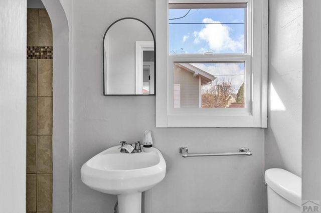 228 W 3rd St, Walsenburg, CO 81089