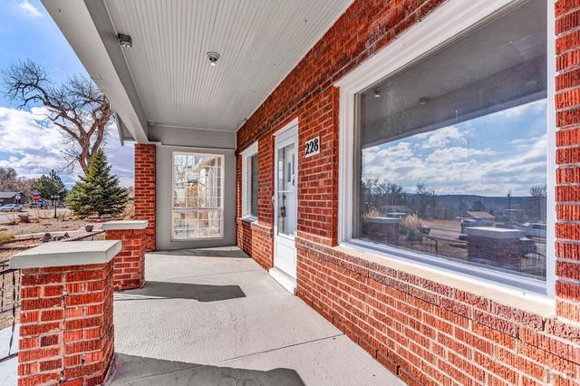 228 W 3rd St, Walsenburg, CO 81089