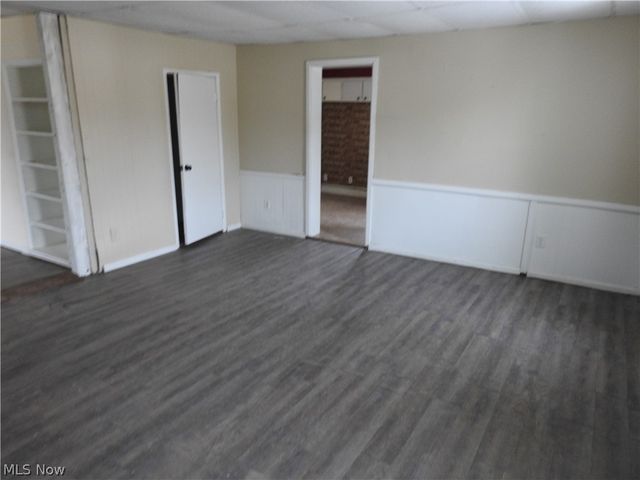 16177 Center Street, Middlefield, OH 44062