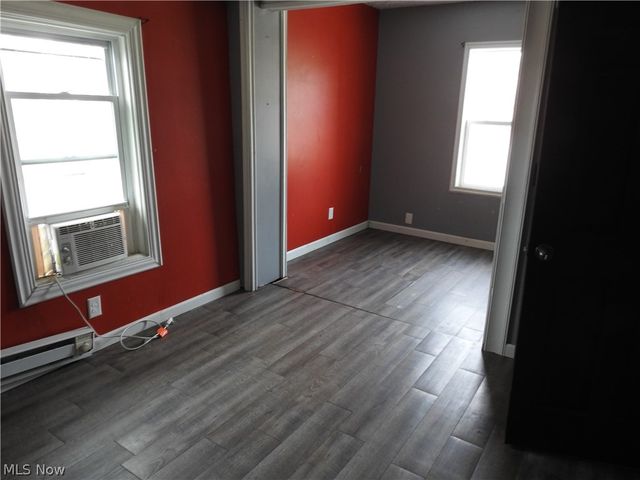 16177 Center Street, Middlefield, OH 44062