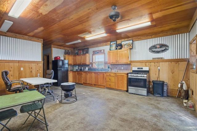 156 Quinn Lane, Bell City, LA 70630