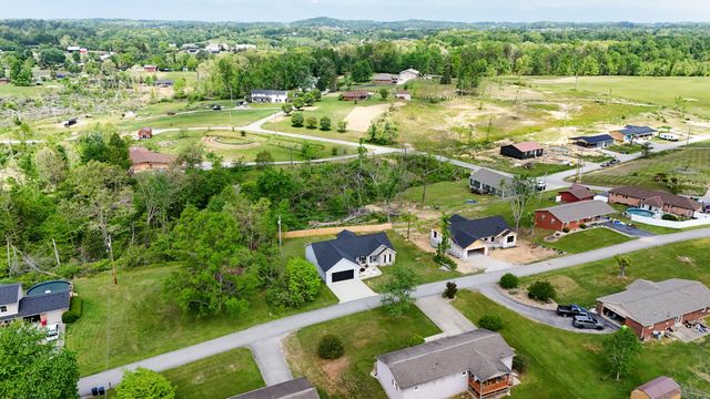 83 Mikes Lane, London, KY 40744