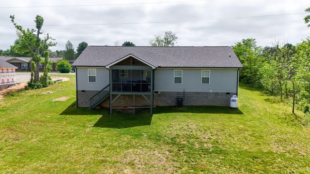 83 Mikes Lane, London, KY 40744