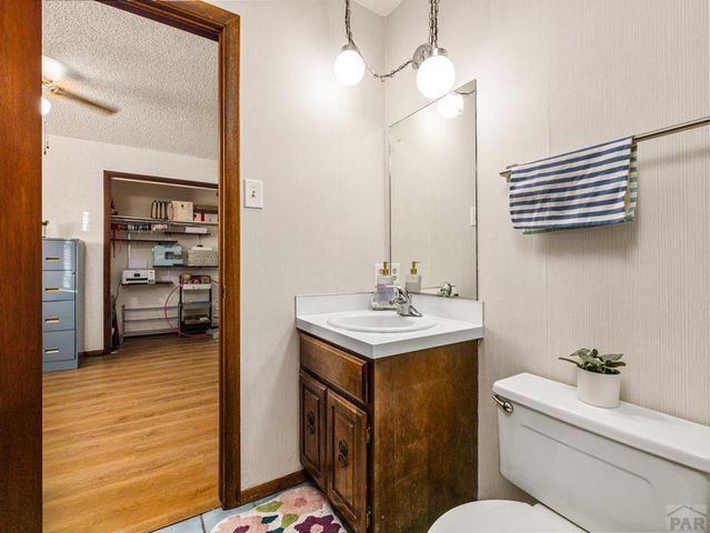 48 Regency Blvd, Pueblo, CO 81005