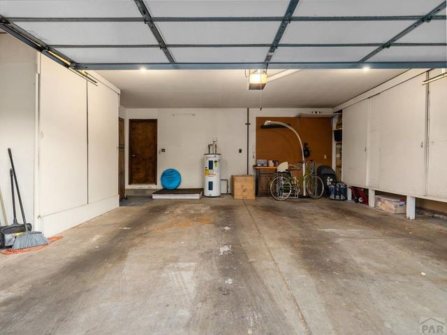 48 Regency Blvd, Pueblo, CO 81005