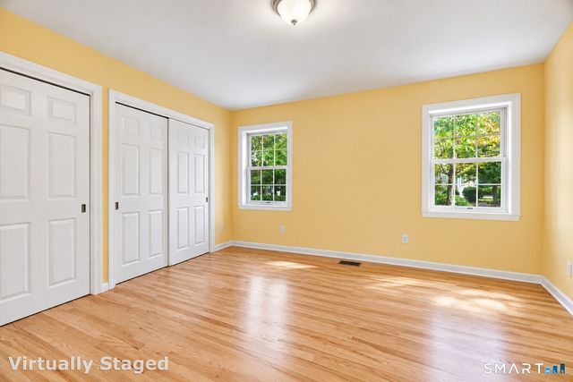 2 Hawthorne Lane 2, East Lyme, CT 06357