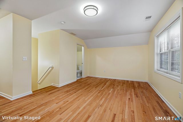 2 Hawthorne Lane 2, East Lyme, CT 06357