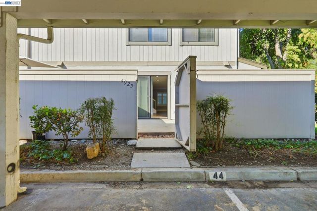 4925 4925 Flat Rock Circle, San Jose, CA 95136