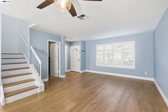 4925 4925 Flat Rock Circle, San Jose, CA 95136