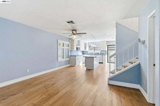 4925 4925 Flat Rock Circle, San Jose, CA 95136