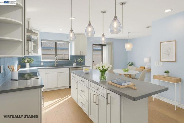 4925 4925 Flat Rock Circle, San Jose, CA 95136