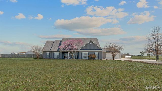 5381 State Highway C, Steele, MO 63877