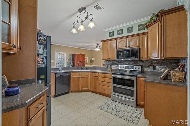 5381 State Highway C, Steele, MO 63877