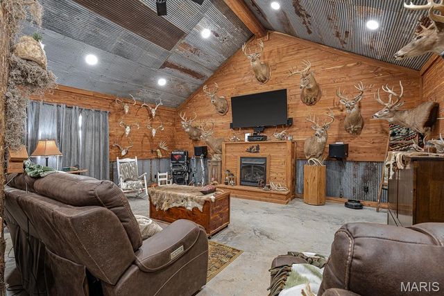 5381 State Highway C, Steele, MO 63877