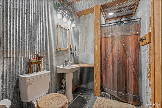 5381 State Highway C, Steele, MO 63877