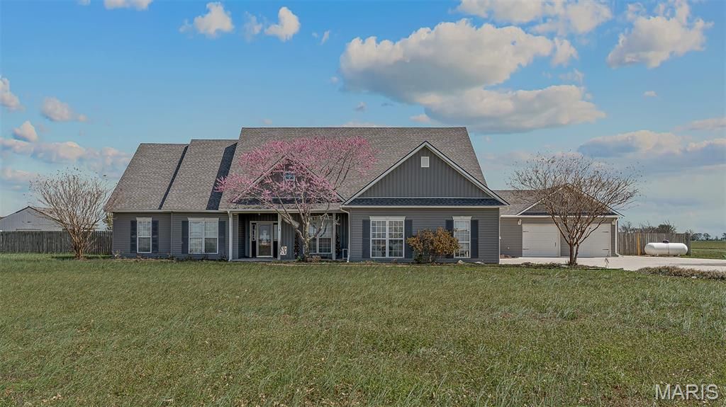 5381 State Highway C, Steele, MO 63877