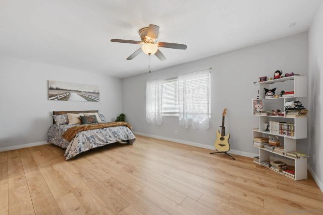 654 Schafer Place, Escondido, CA 92025