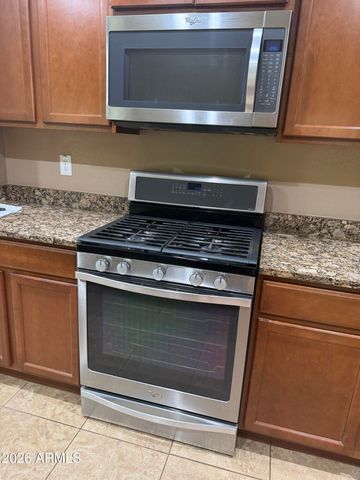 10743 W DESERT ELM Lane, Peoria, AZ 85383