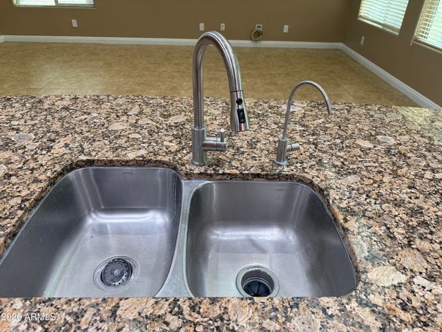 10743 W DESERT ELM Lane, Peoria, AZ 85383