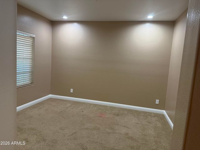 10743 W DESERT ELM Lane, Peoria, AZ 85383