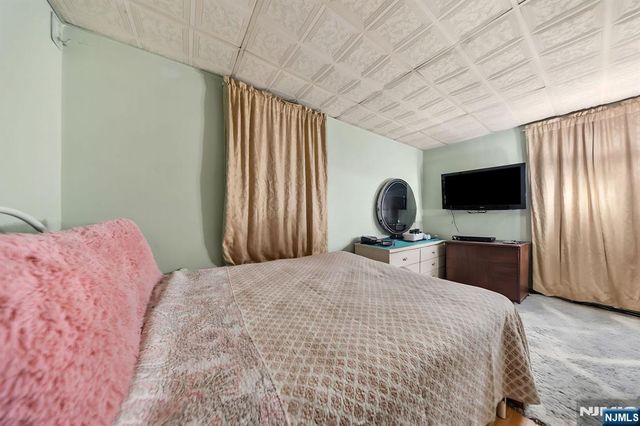 409 Hamilton Street, Harrison, NJ 07029