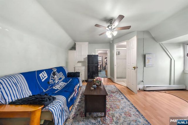 409 Hamilton Street, Harrison, NJ 07029