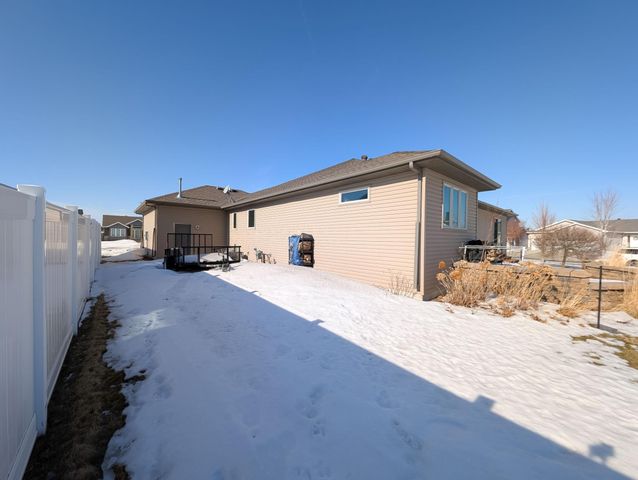 6810 24 Street S, Fargo, ND 58104